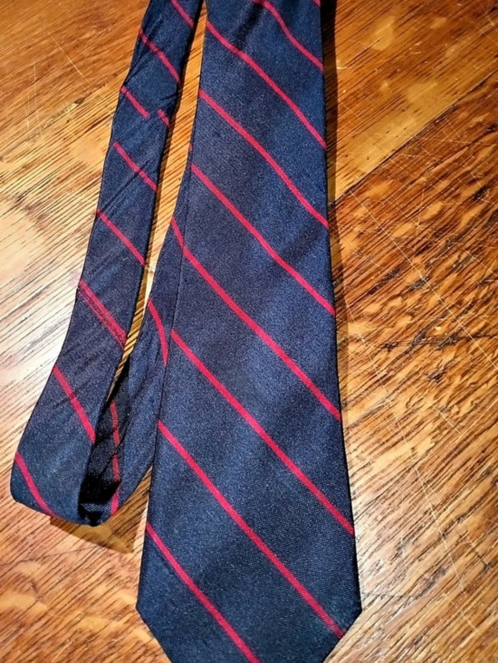 Royal Knight Men's Striped Tie in Blue & Red